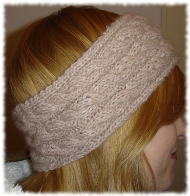 Stirnband gestrickt